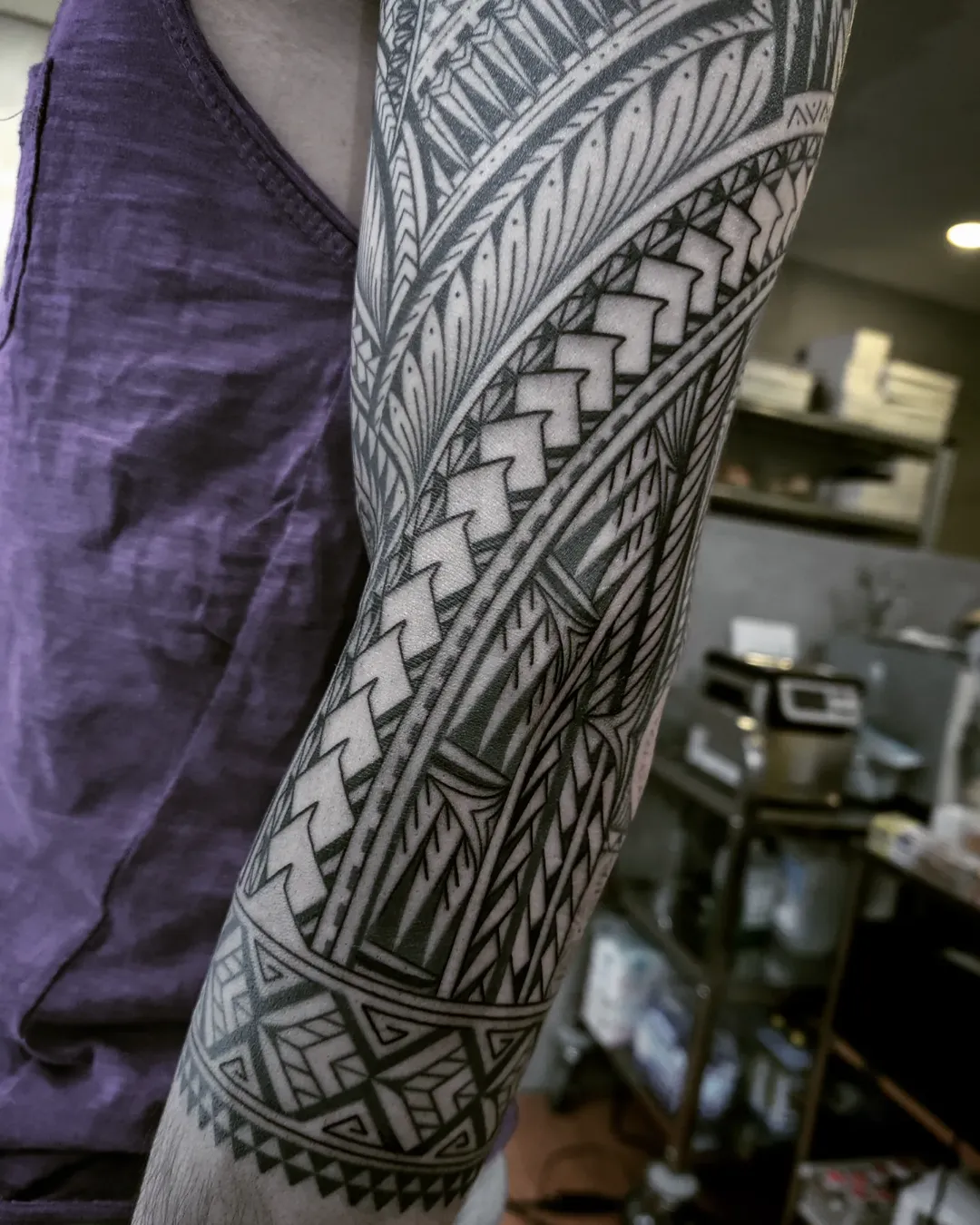 Neo-Tribal tattoo by Yas at ZUMBIDO TATTOO in Nakameguro, Tokyo